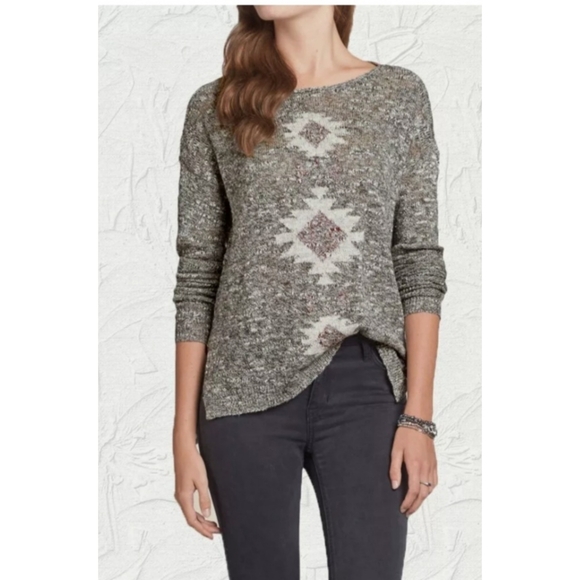 Hollister Lightweight Aztec Print Sweater - Picture 1 of 12